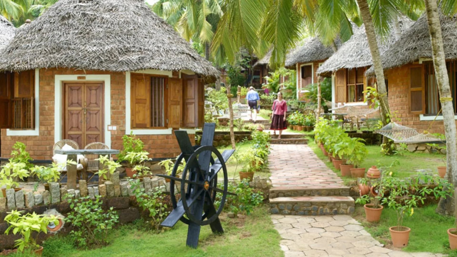 Manaltheeram (2)